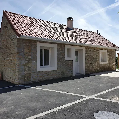 La Cantraigne Small 6 People Tatil Evi Audembert