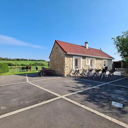 La Cantraigne Small 6 People Tatil Evi