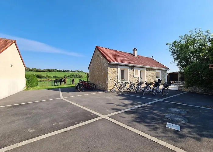 La Cantraigne Small 6 People Holiday home